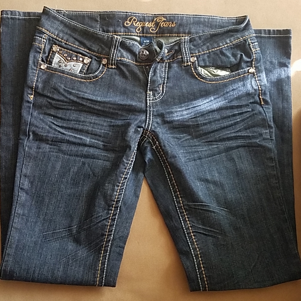 Request jeans
